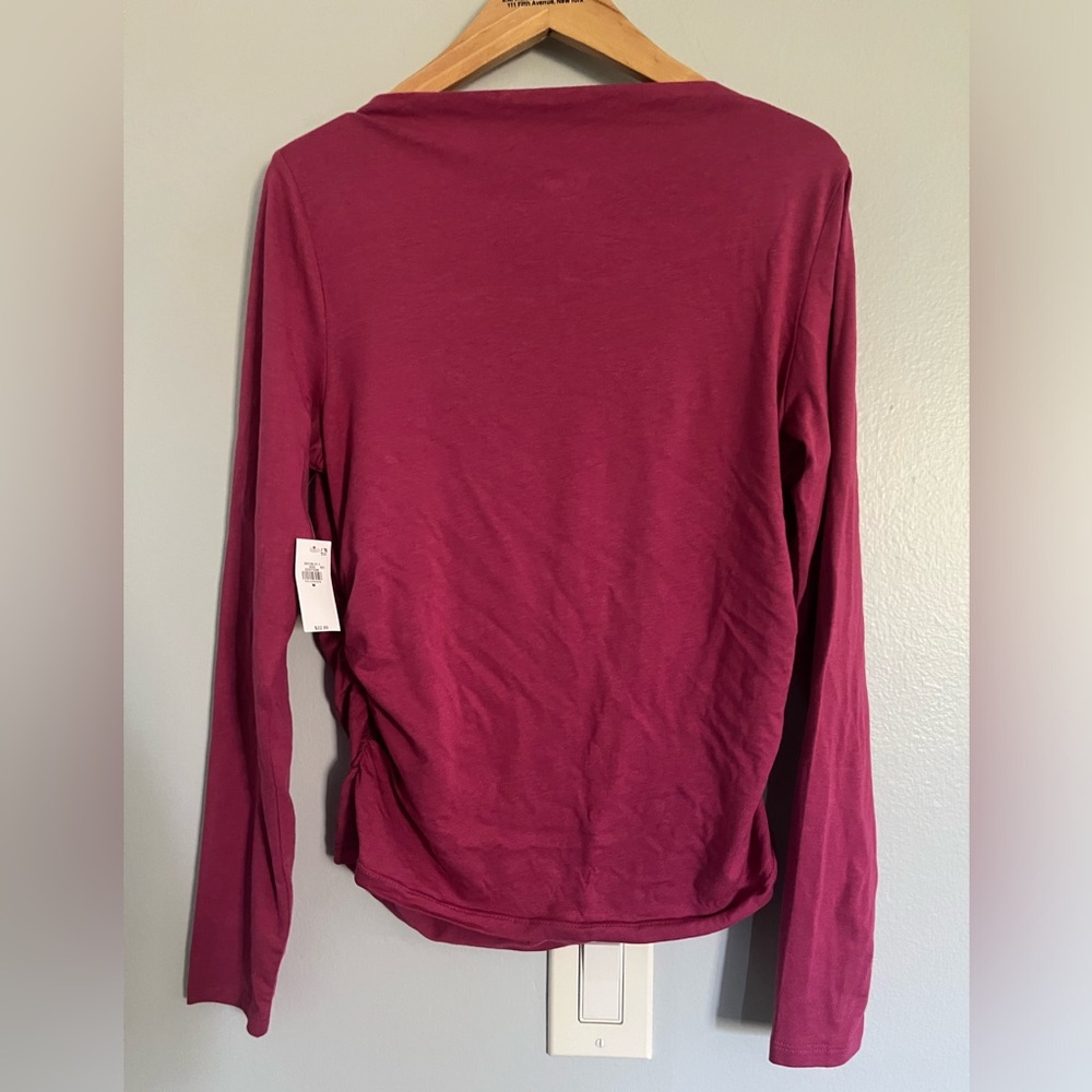 Slitneck Ruched Tee - Picture 2 of 6